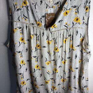 Chic Floral Sleeveless Blouse - Yellow and Black